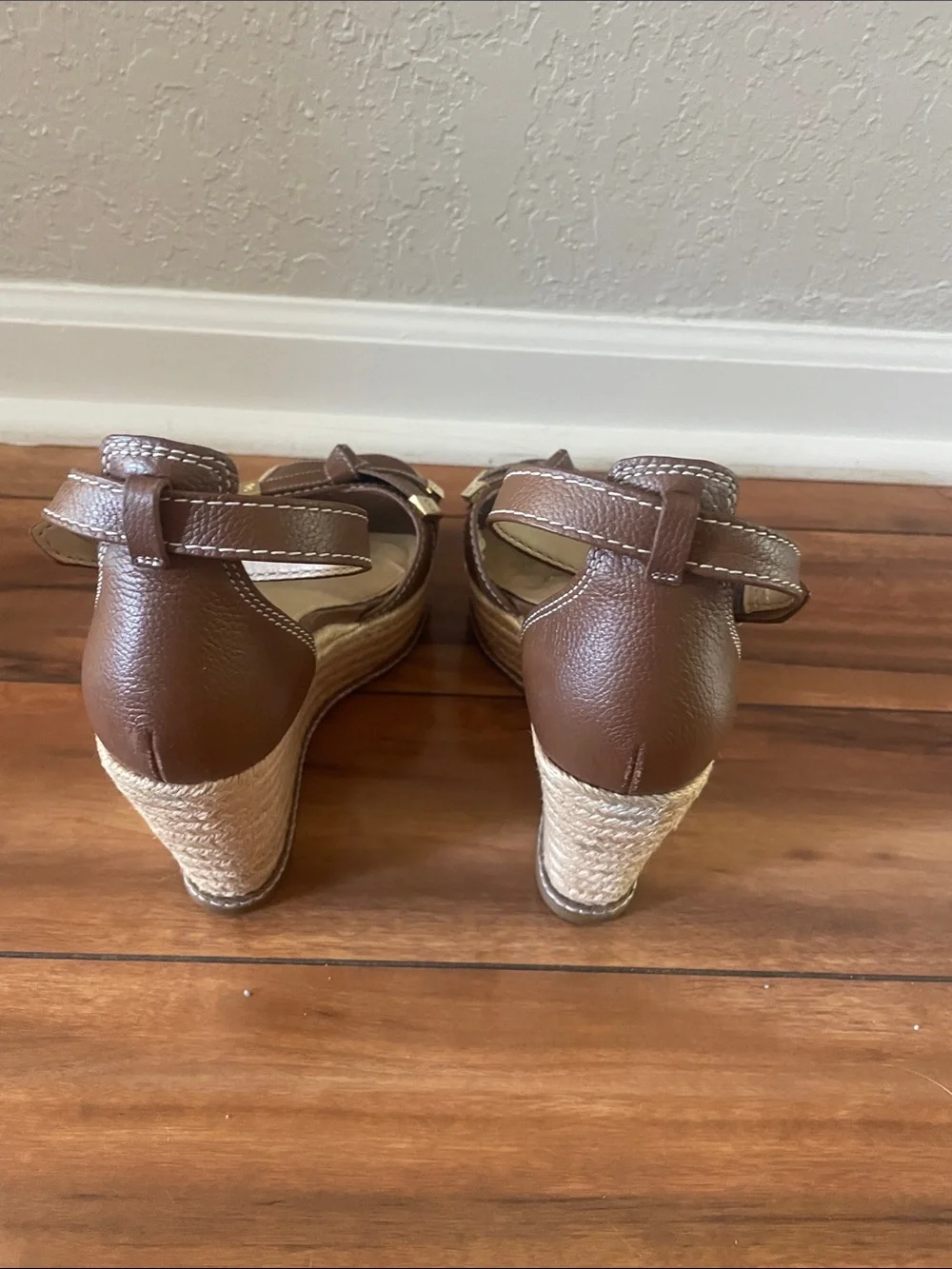 Michael Kors gorgeous espadrille